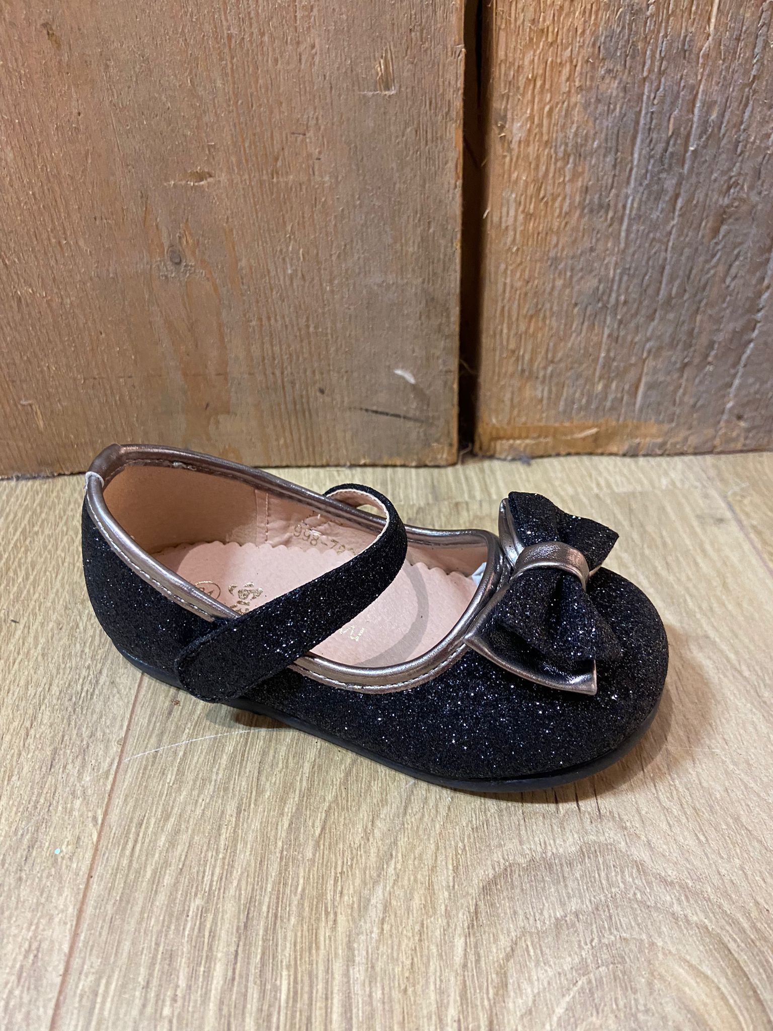 Zwarte glitter schoen - Schoenmaat: 20