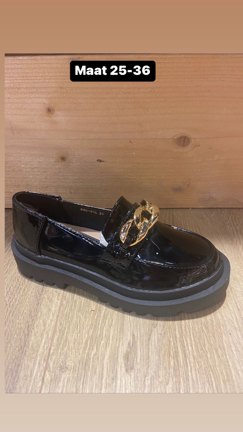 Lak moccasin